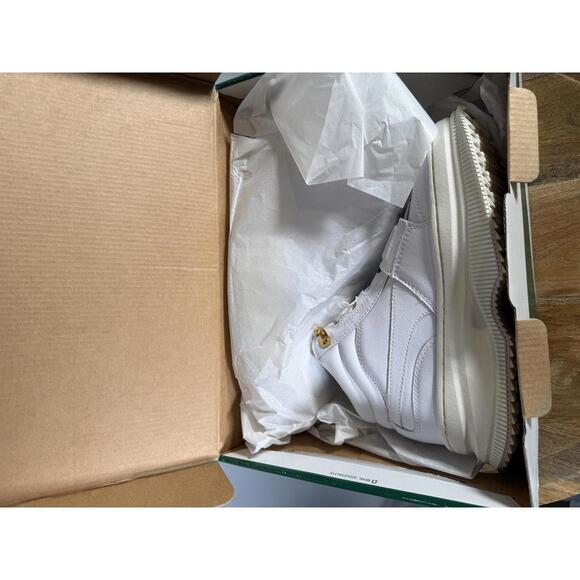 NWB Puma Deva Boot Women's White Lifestyle Sneakers Shoes Size 6 - Picture 4 of 10